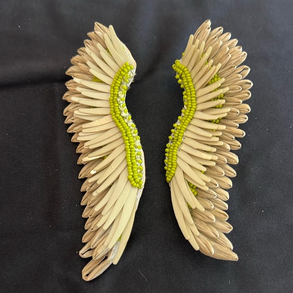 Mignonne Gavigan Earnings - Picture 1 of 4